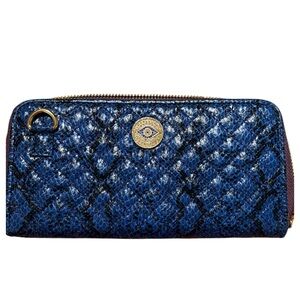 Kurt Geiger Elegant Blue Quilted Women's Clutch